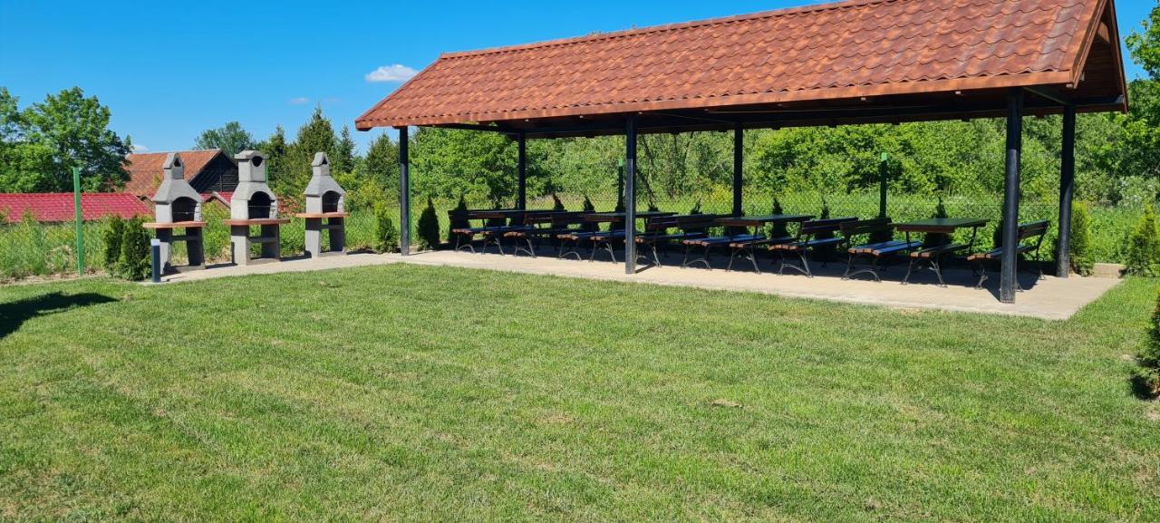 Apartament 4 Osobowy Z Tarasem Zelwagi 15 Mikołajki Kültér fotó